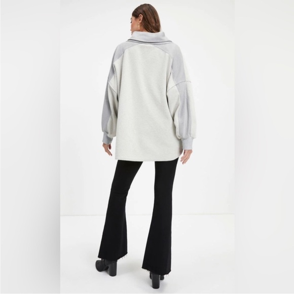 VICI Cardigan - Picture 4 of 7